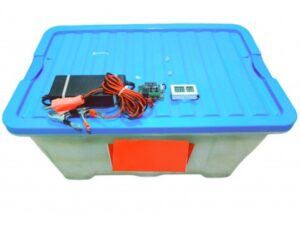 70 Capacity Manual AC + DC Egg Incubator