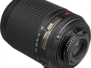 Nikon 55-200mm f/4-5.6G ED IF AF-S DX VR Nikkor Lens